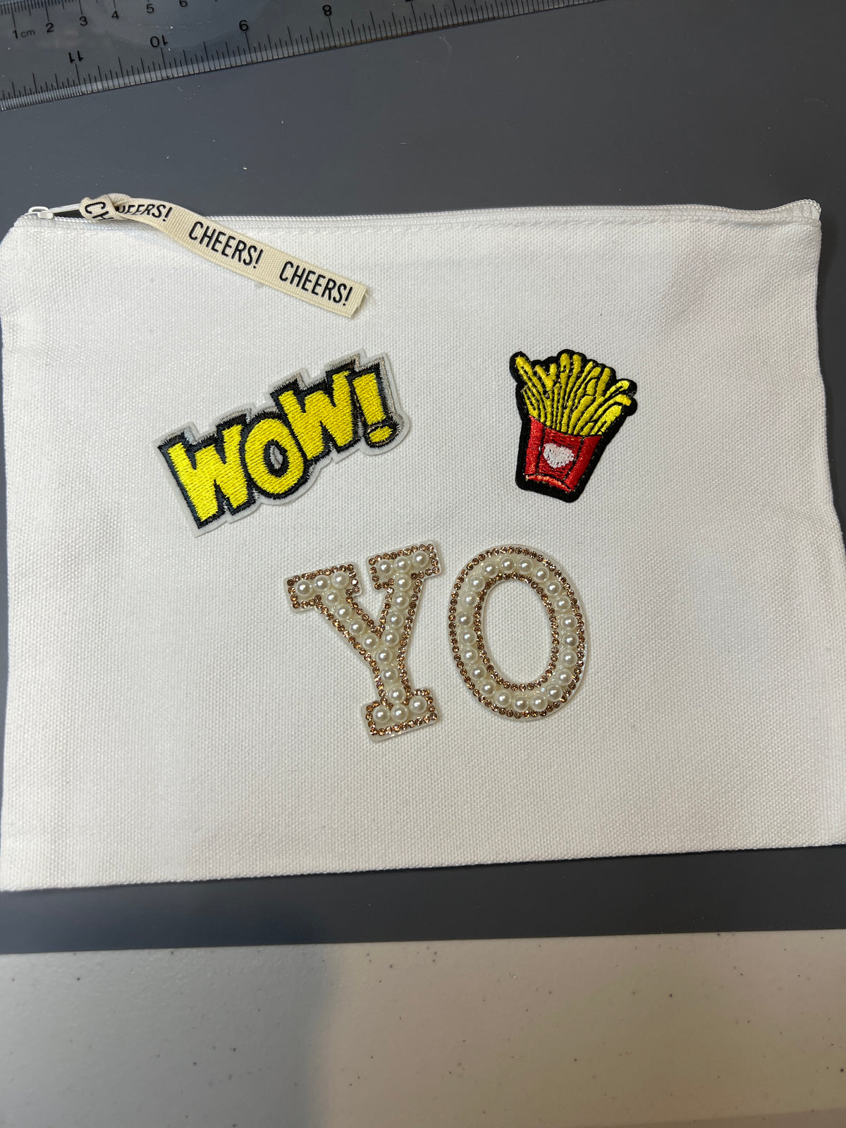 Canvas pouch - WOW YO