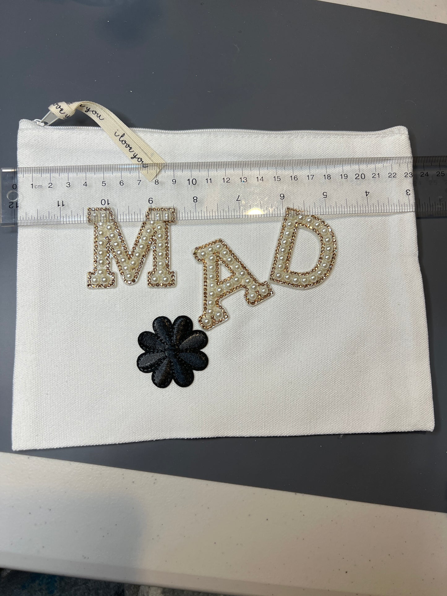 Canvas pouch - MAD